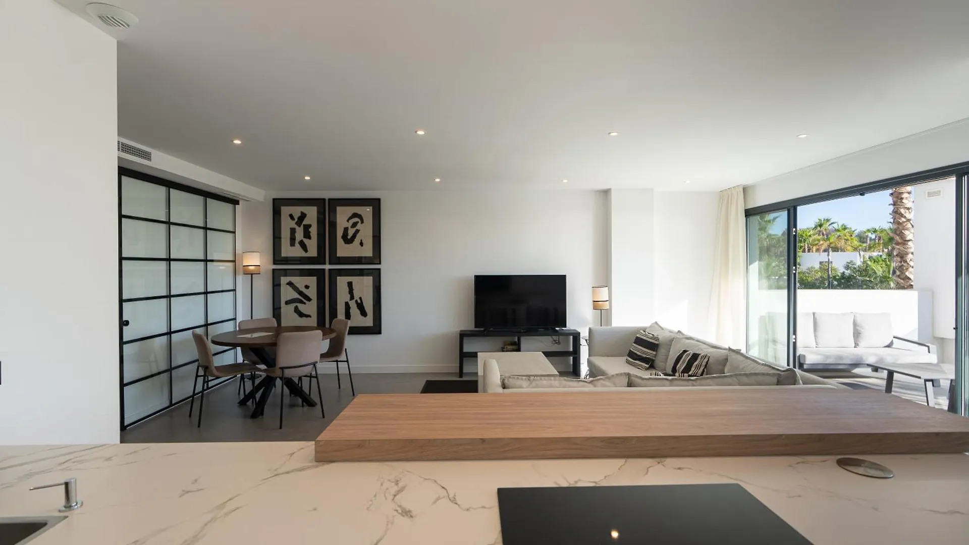 Estepona Holiday Hills 2*,  İspanya
