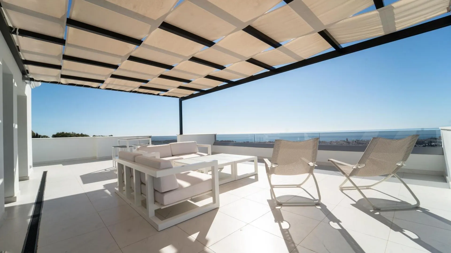 Apart Otel Estepona Holiday Hills
