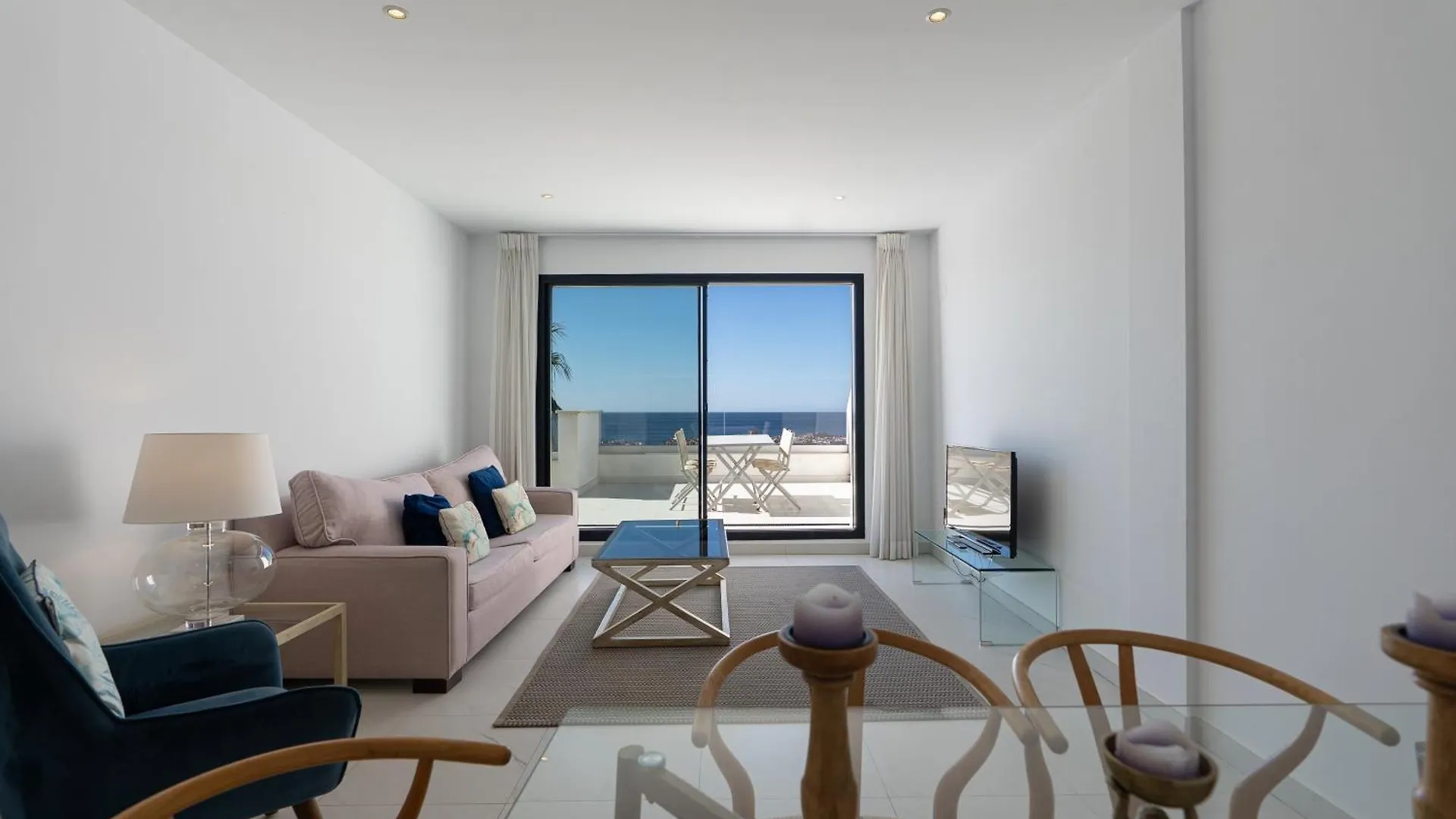 ** Aparthotel Estepona Holiday Hills Spanien