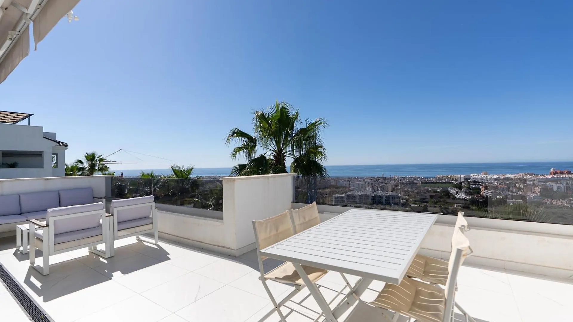 Apart Otel Estepona Holiday Hills